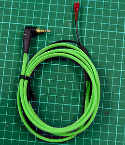 Cable Wrap - UV Green (Sennheiser HD-25).JPG