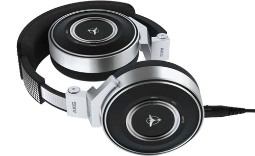 AKG-K267-Tiesto.jpg