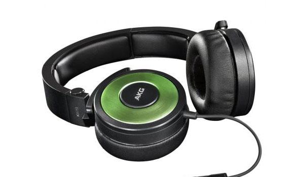 akg619.jpg